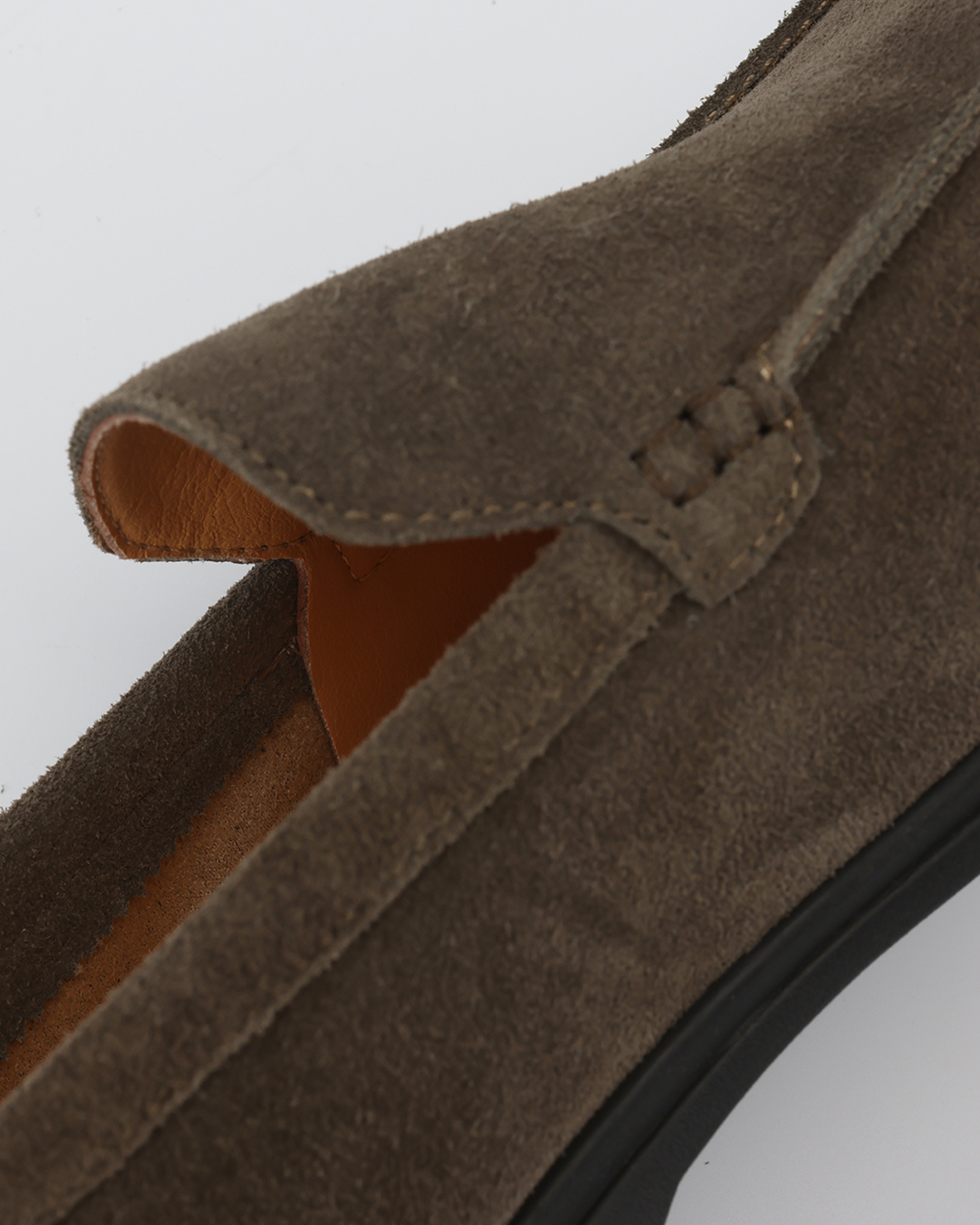 Mocassini in camoscio premium - Suola nera